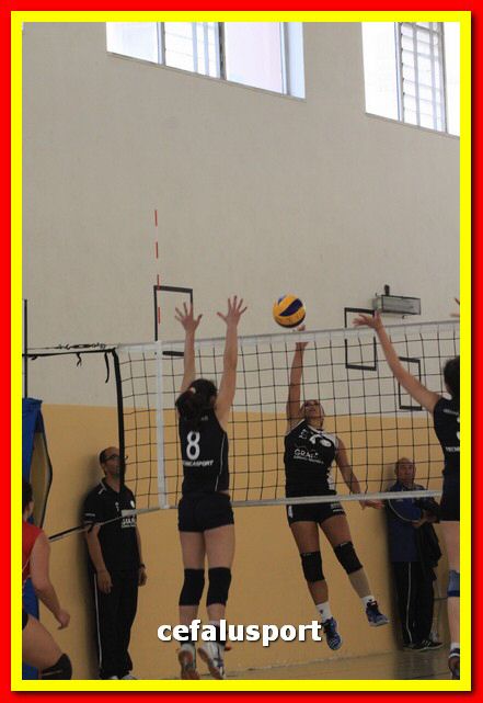 150523 volley 260_tn.jpg